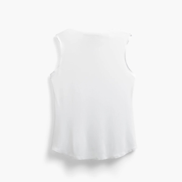 New - Ministry of Supply White Luxe Touch Tank - Picture 4 of 8